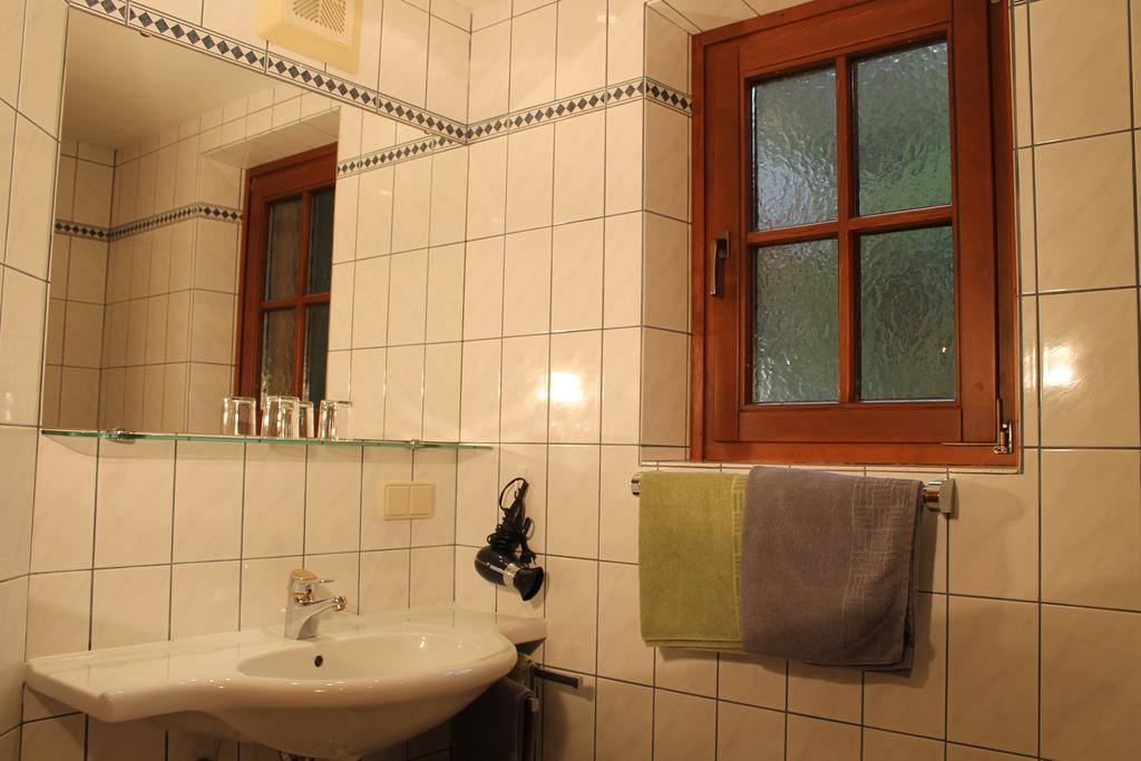 Haralds Ferienwohnungen Bad Kleinkirchheim Δωμάτιο φωτογραφία