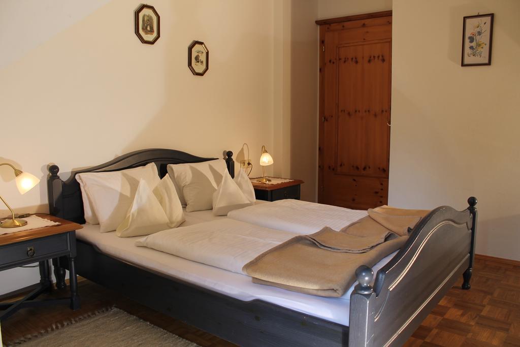 Haralds Ferienwohnungen Bad Kleinkirchheim Δωμάτιο φωτογραφία