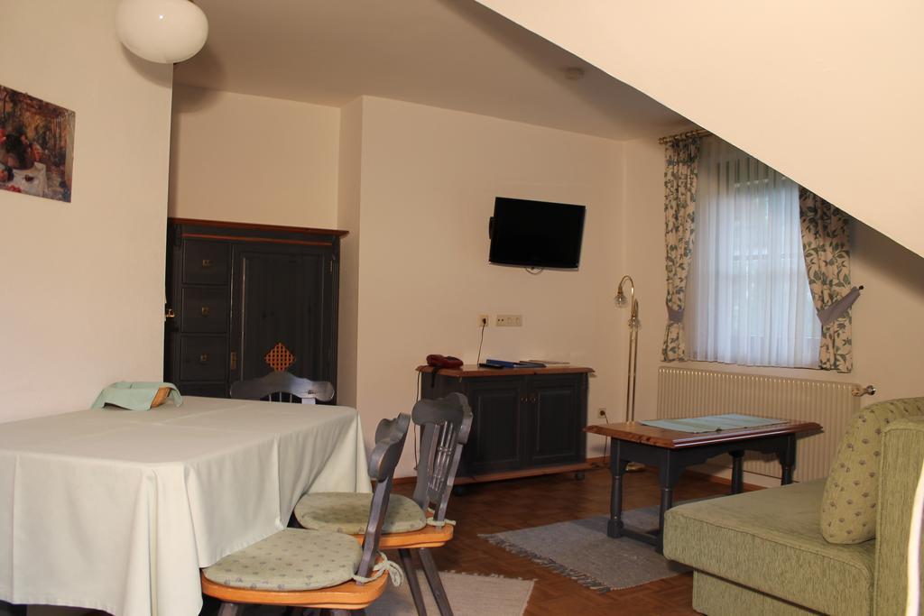 Haralds Ferienwohnungen Bad Kleinkirchheim Δωμάτιο φωτογραφία