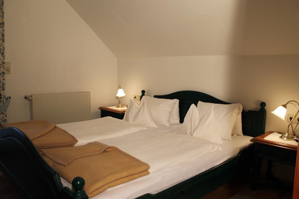 Haralds Ferienwohnungen Bad Kleinkirchheim Δωμάτιο φωτογραφία